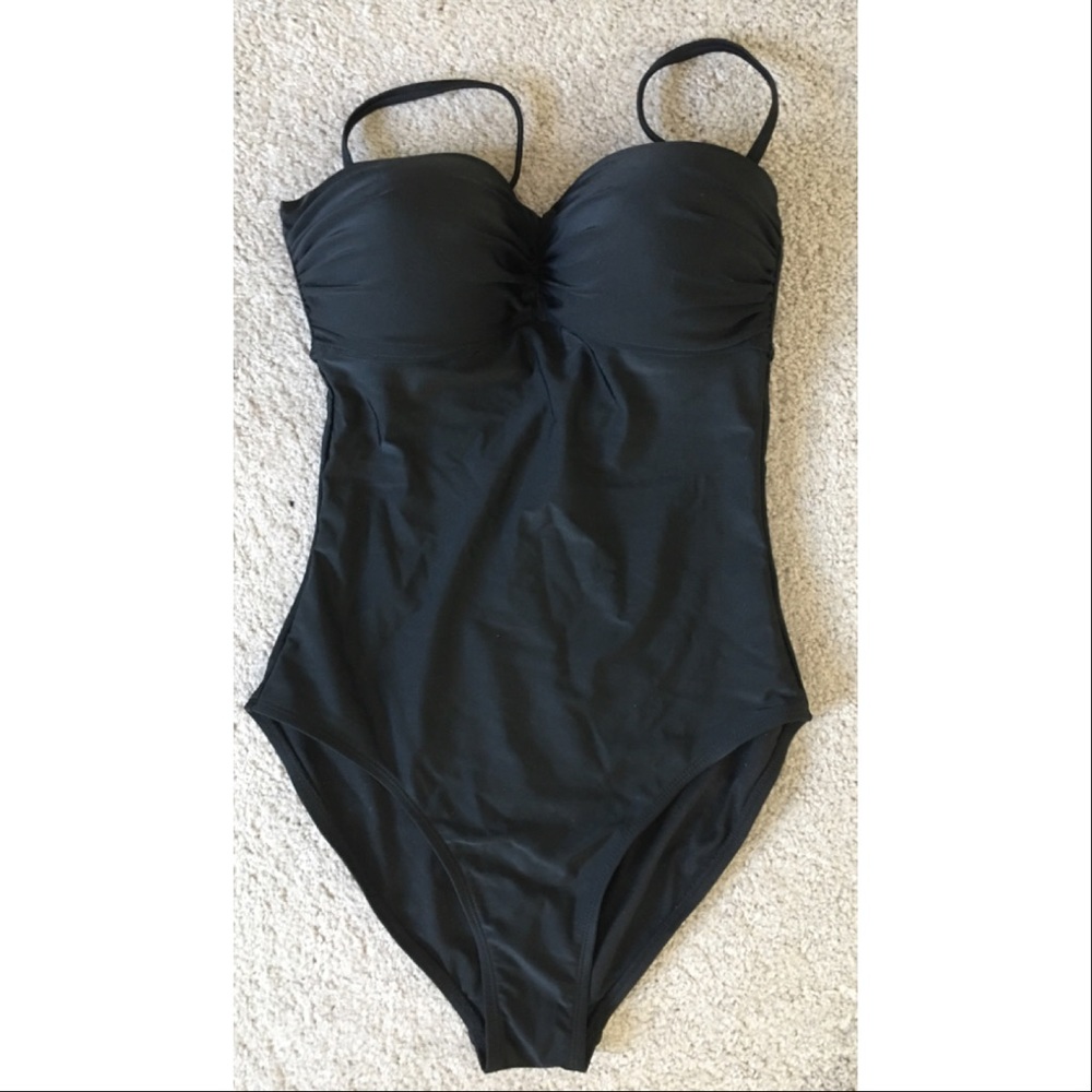 Black Swim suit